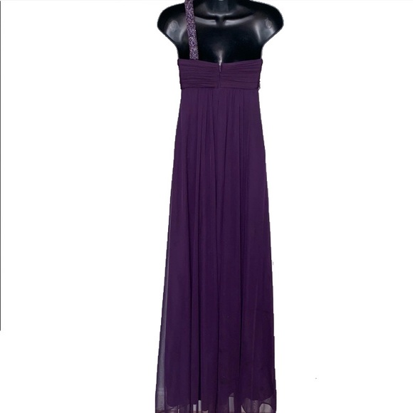 Elegant One Shoulder Dress - Picture 4 of 7